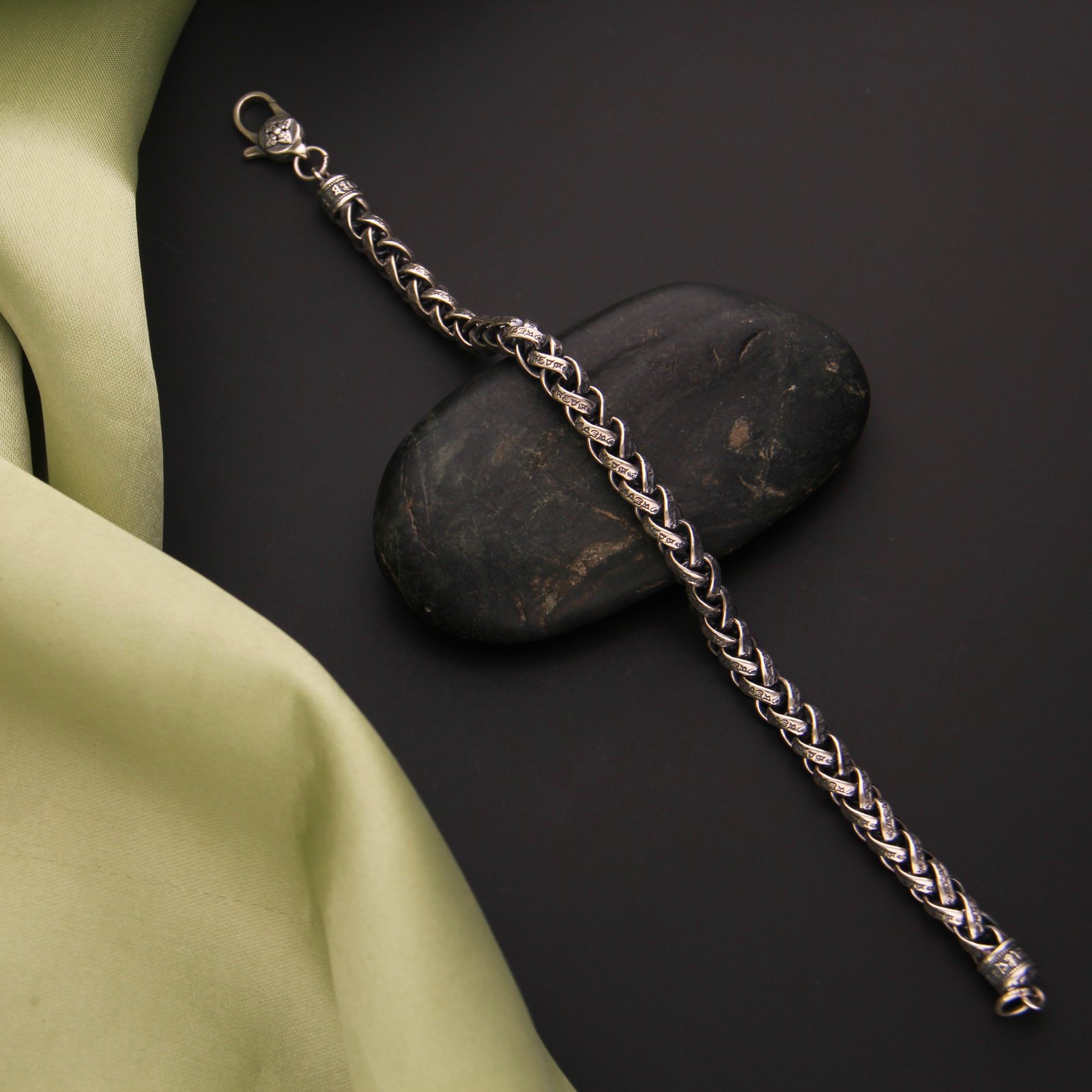FANCY BRACELET